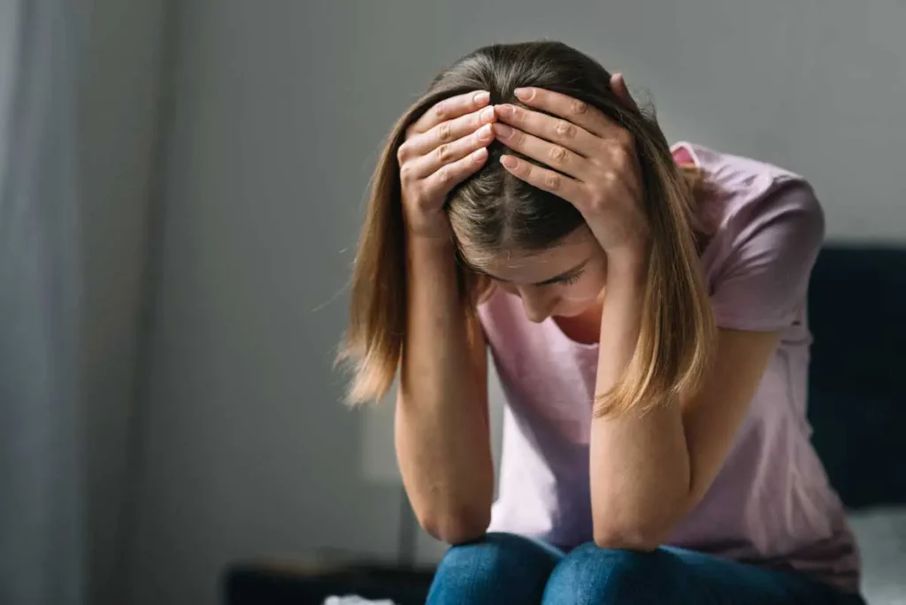 girl-suffering-alcohol-addiction